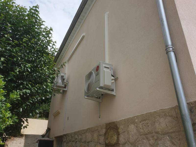 Installation de trois systèmes de climatisations réversibles LG à Nice